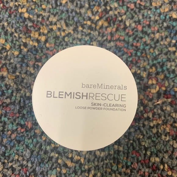 Makeup - Picture 1 of 2